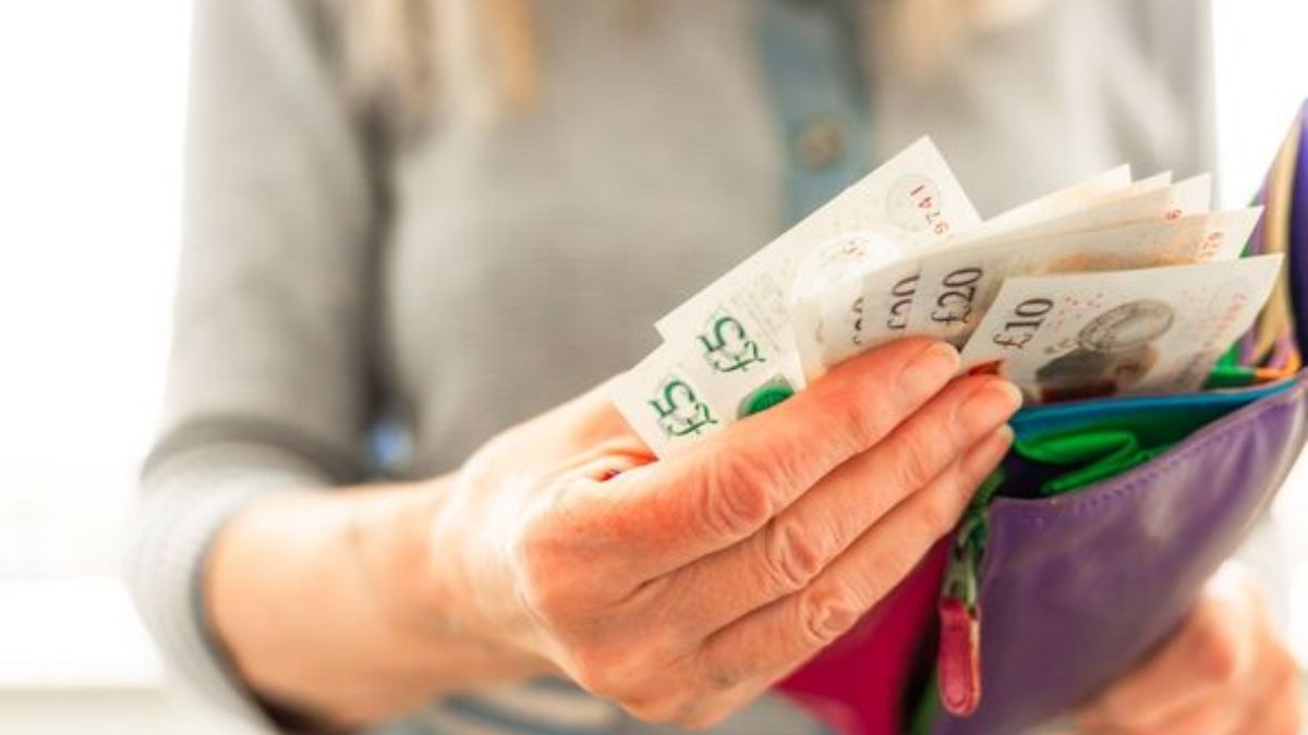 7 New Banking Rules Every UK Pensioner