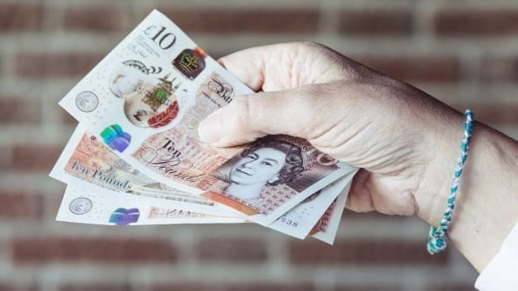 UK Banks Launch £20 Cashback Offer