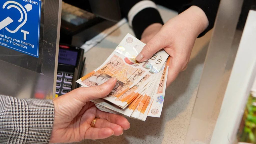 UK Banks to Restrict Withdrawals from 2025